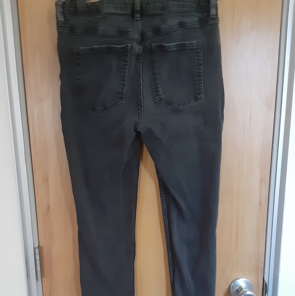 Free People Distressed Jeans - Picture 3 of 7